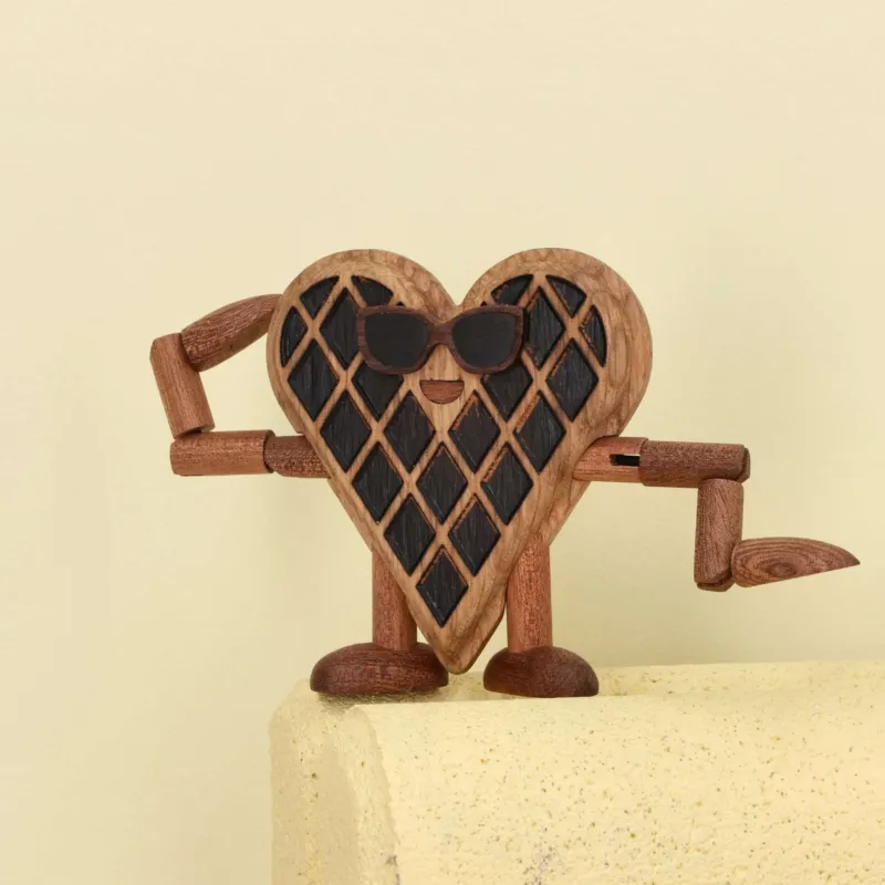 Holzfigur Woodies "Wendy Waffle" – 8 cm | Spring Copenhagen