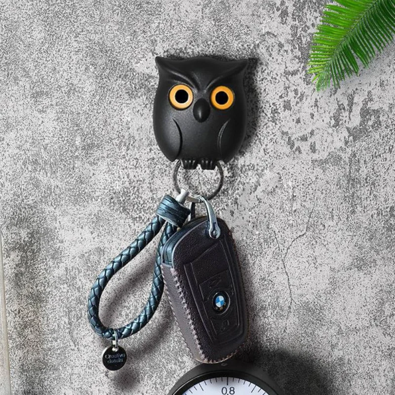 Artful Charming Animal Magnetic Keychain Organizer Hook - Image 0