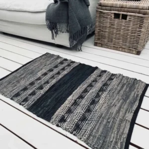 Gulvtæppe i skind – Sort mønster – 60x90cm - VIAMAJA.DK